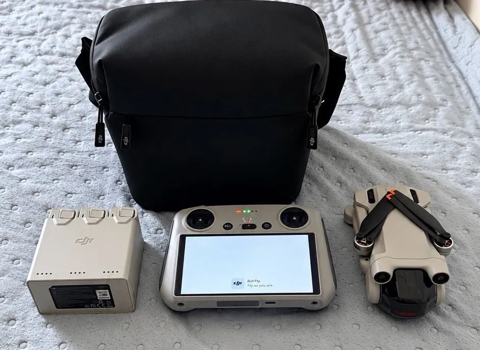 Drone DJI Mini 3 PRO Fly More