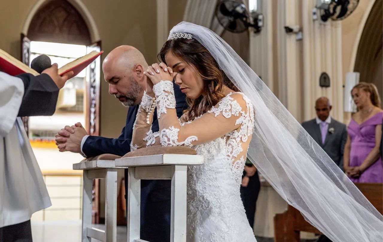 VENDO VESTIDO DE NOIVA