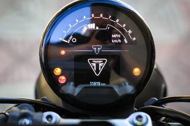 Triumph Trident - 2022 - Foto 5