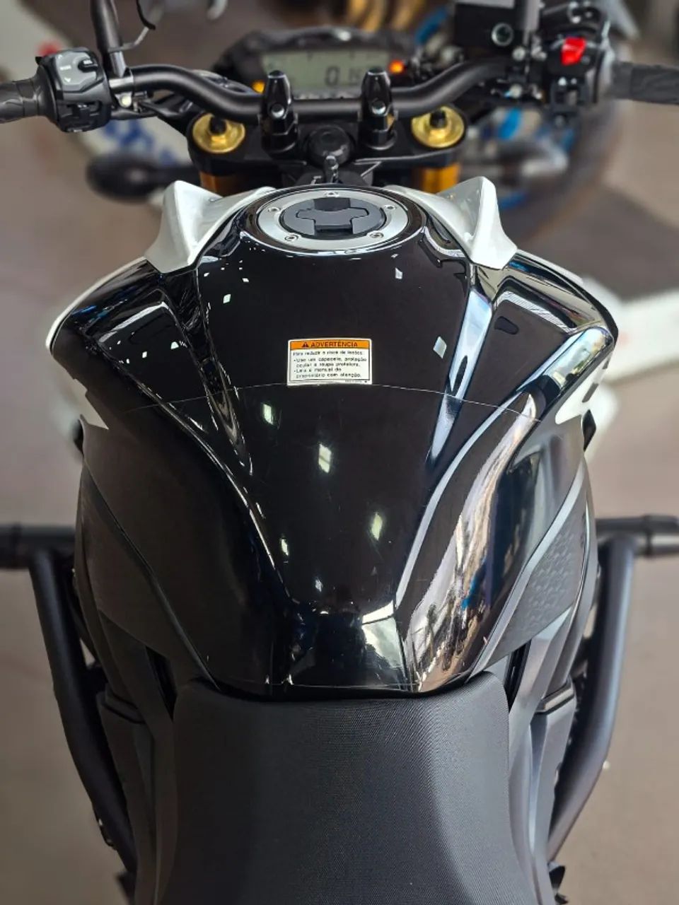 GSX S 750 - Foto 2