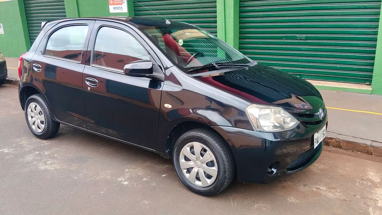 Toyota Etios ETIOS X 1.3 Flex 16V 5p Mec. 2015