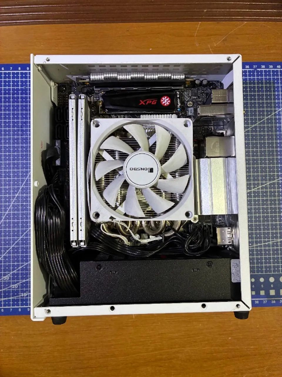 Mini ITX Branco - RTX4060 + i5 12ª + 32GB RAM, Wifi e NVME - Mini