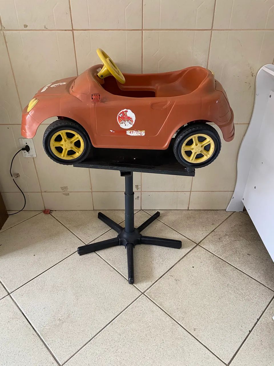 Cadeira Carrinho para salão  - Foto 4