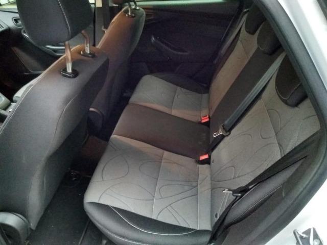 Vendo Ford Focus Hatch Modelo 14 - Foto 11