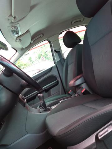 Focus 1.6 GLX (raridade) - Foto 4