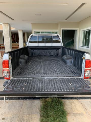 Hilux Cs 2013 4x4 R$ 93.000,00 - Foto 4