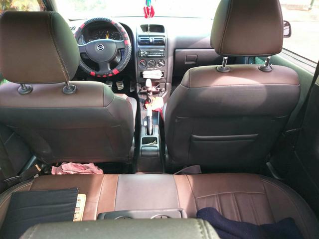 Astra hatch personalizado - Foto 4
