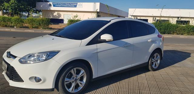 Ford focus 1.6 2014, apto a financiar