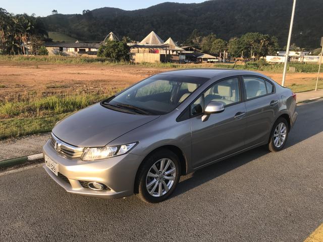 Honde Civic LXS 2014 1.8 - Foto 4
