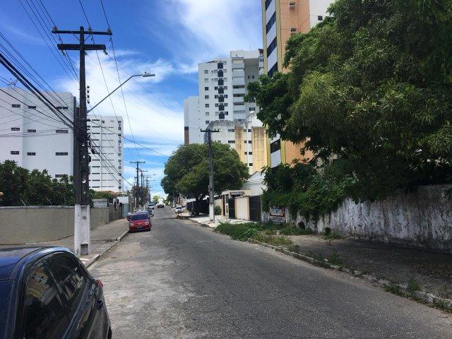 Apartamento no Farol c/ 2 quartos e 1 suíte c/ um super desconto - Foto 14