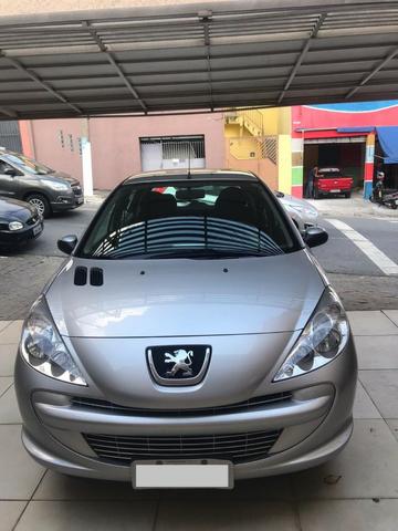Peugeot 207 XR 12/13 - Completo 46 mil KM