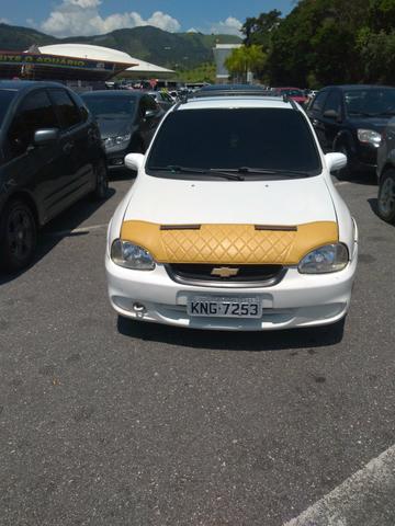 Corsa 2001