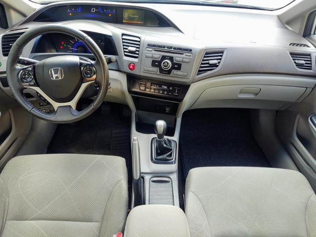 Honda Civic 1.8 Lxs 16v Flex Manual - Foto 7