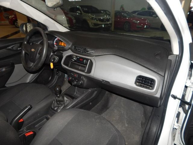 Chevrolet Onix 1.0 Mpfi Joy 8v Flex 4p Completo Impecável - Foto 12