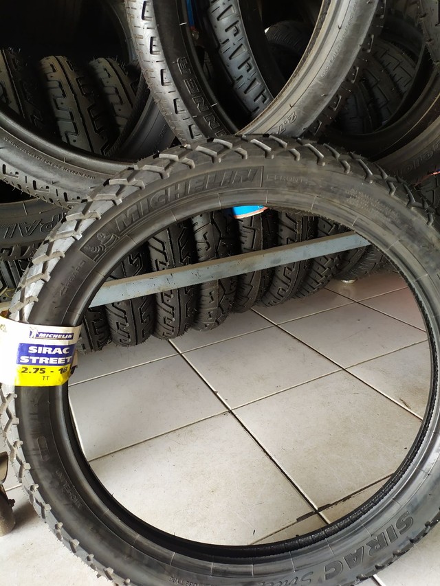 Pneu moto 2.75 18 Michelim  - Foto 3