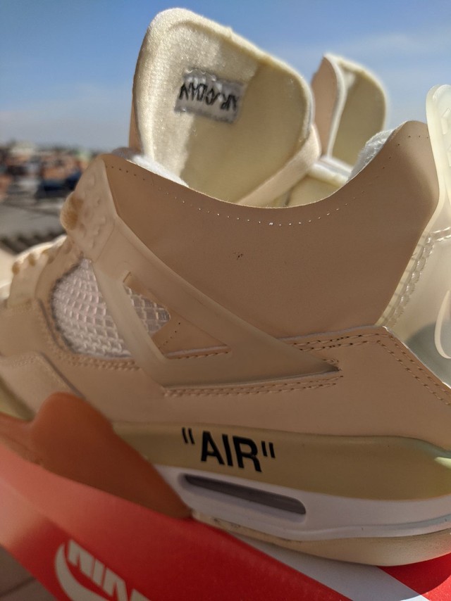 off whites jordan 4