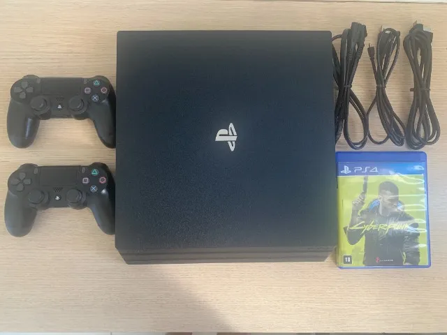 Ps4 Pro Fortnite CUH-7214B 2 controles e 2 jogos aceito cartão