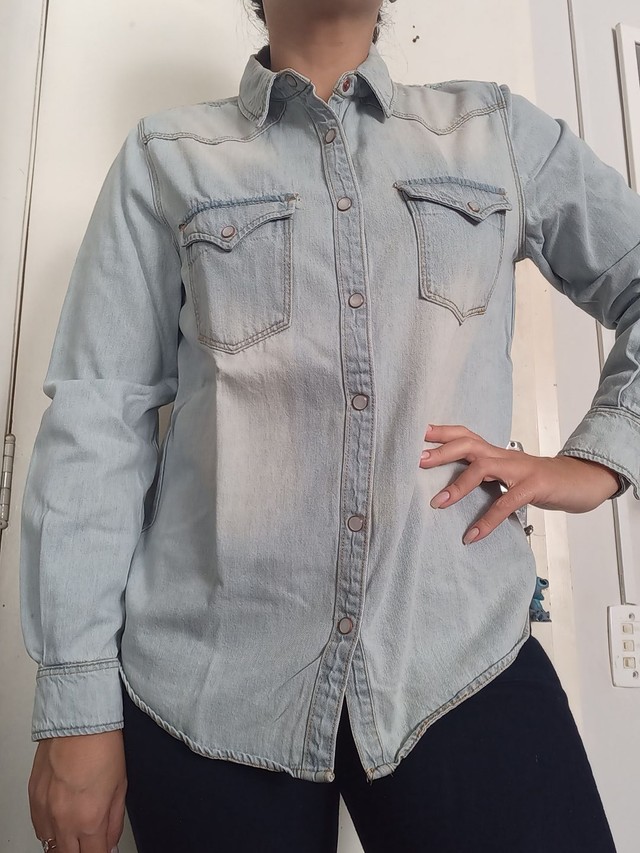 Camisa jeans 44 - Foto 2