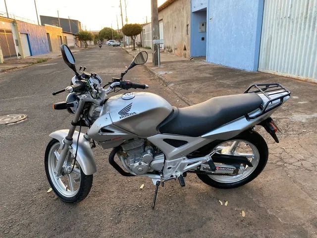 Motocicleta Honda CBX 250 Twister, 2005, cor prata (21514)