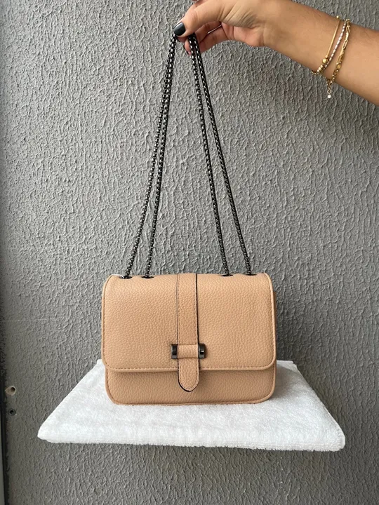 Bolsa Feminina Grande Alça de Corrente, Ombro, Lateral