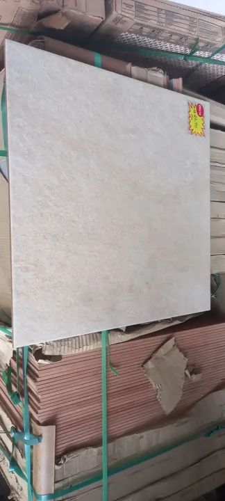 Piso cerâmico 57x57 R$ 23,90 m2 a vista  - Foto 3