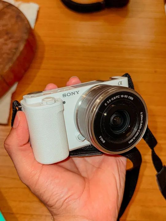 Câmera Sony ZV-E10 - Excelente estado - Foto 2