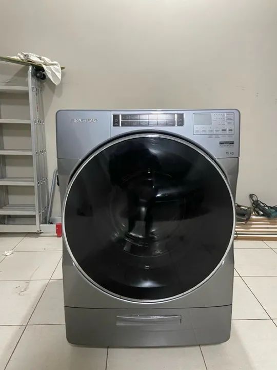 Máquina de Lavar Brastemp 15kg Titanium BNF15AS