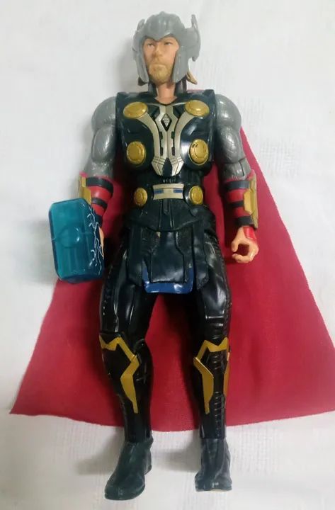 Boneco Thor - The Dark World / Hasbro 