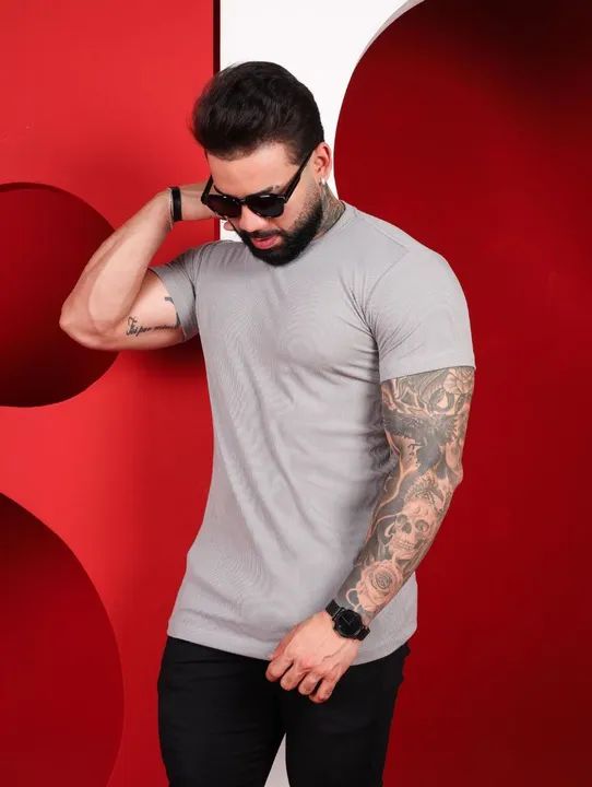 T-shirt Básica Long Line Masculina - Foto 2