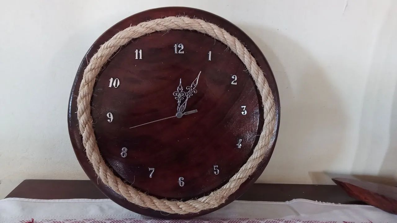 Relógio de parede, peça única, entrego 