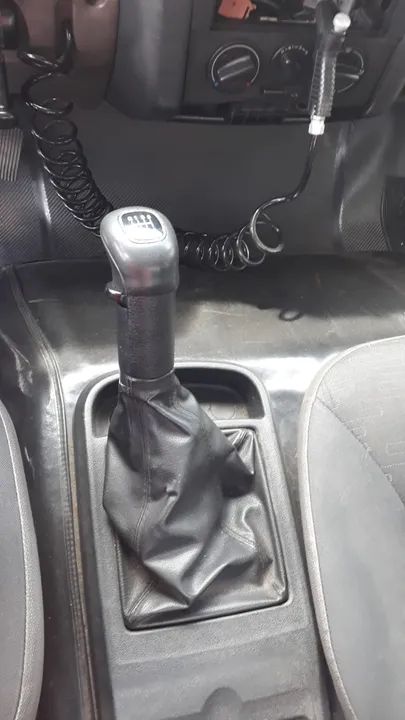 VW 17.190  13/14 Baú Bebidas 8 Baias - Foto 10