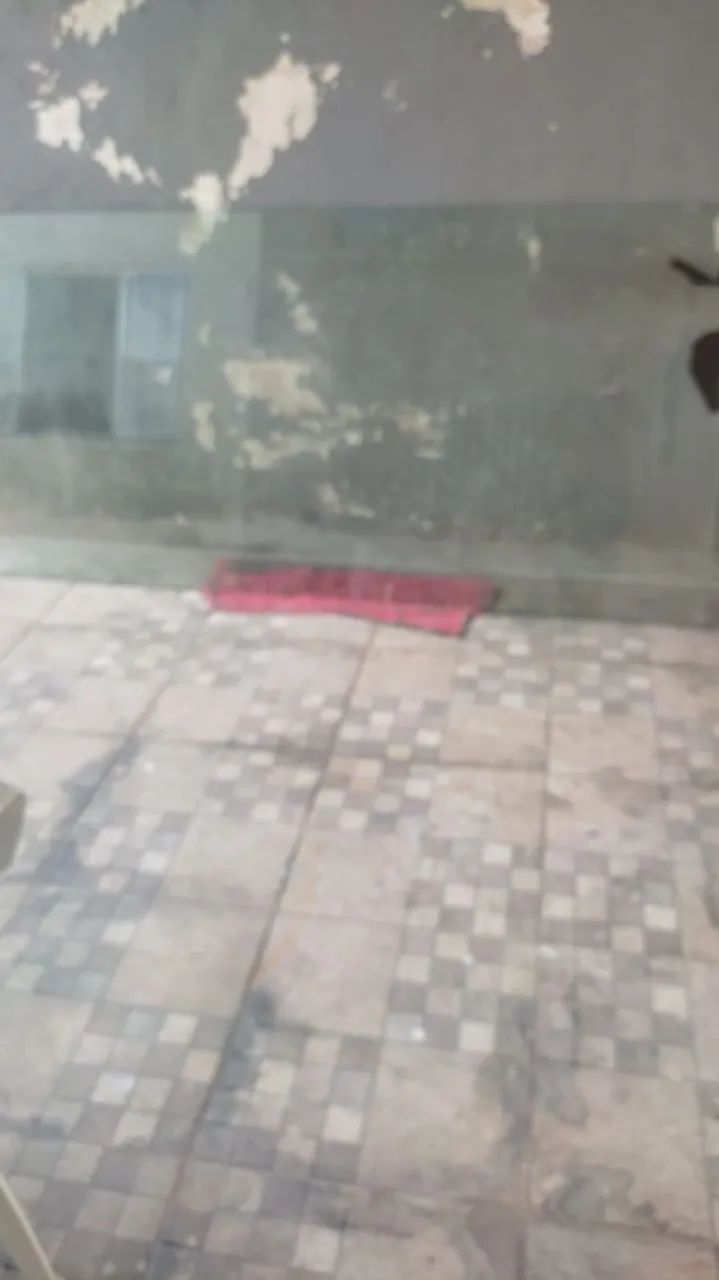 VENDO UMA PORTA DE VIDRO 550.00 - Foto 4