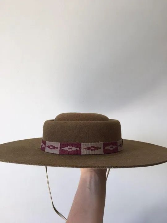 Chapéu Pralana de lã pura marrom com faixa - Foto 3