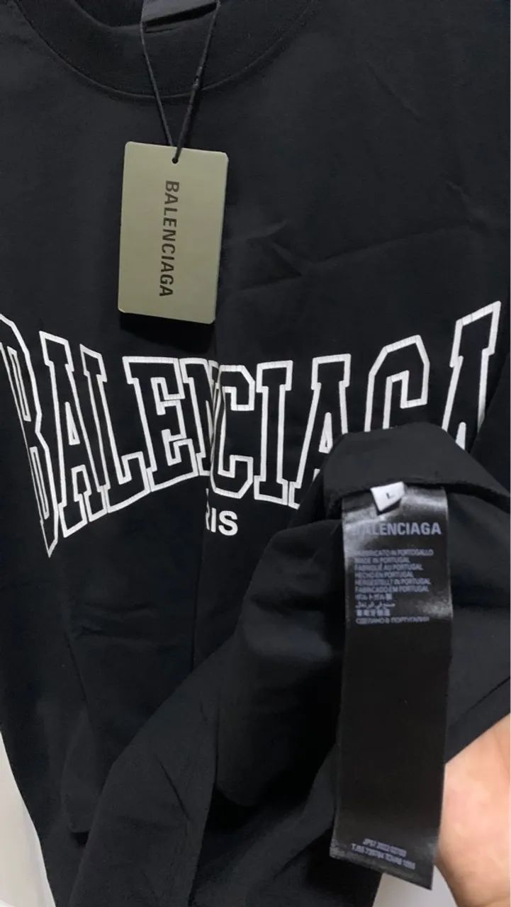 Camiseta Balenciaga - Foto 3