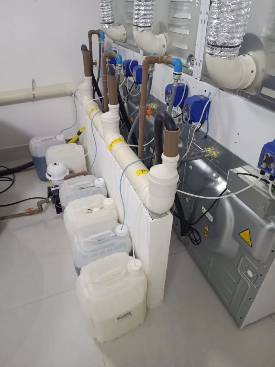 Hidráulica e elétrica e telhado  - Foto 5