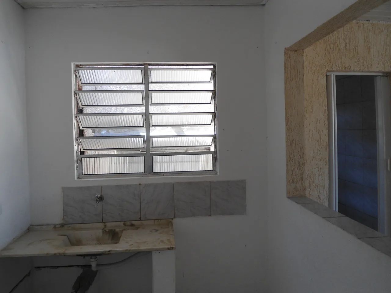CASA DE 4 CÔMODOS SEM FIADOR E SEM DEPOSITO PERTO DA ESTAÇÃO DE TREM/METRÔ DE SÃO MIGUEL P - Foto 5