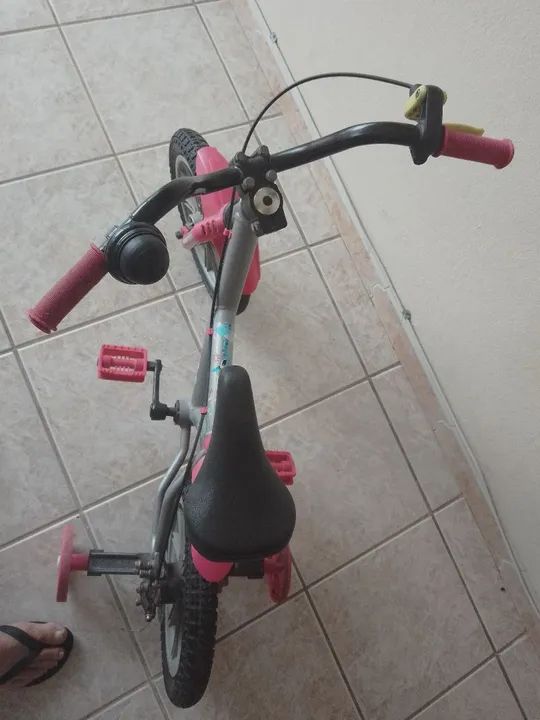 Bicicleta infantil marca BTWIN - Foto 3