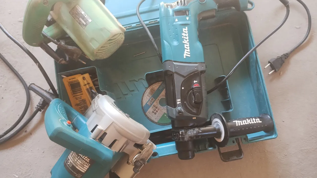 Furadeira e Makita