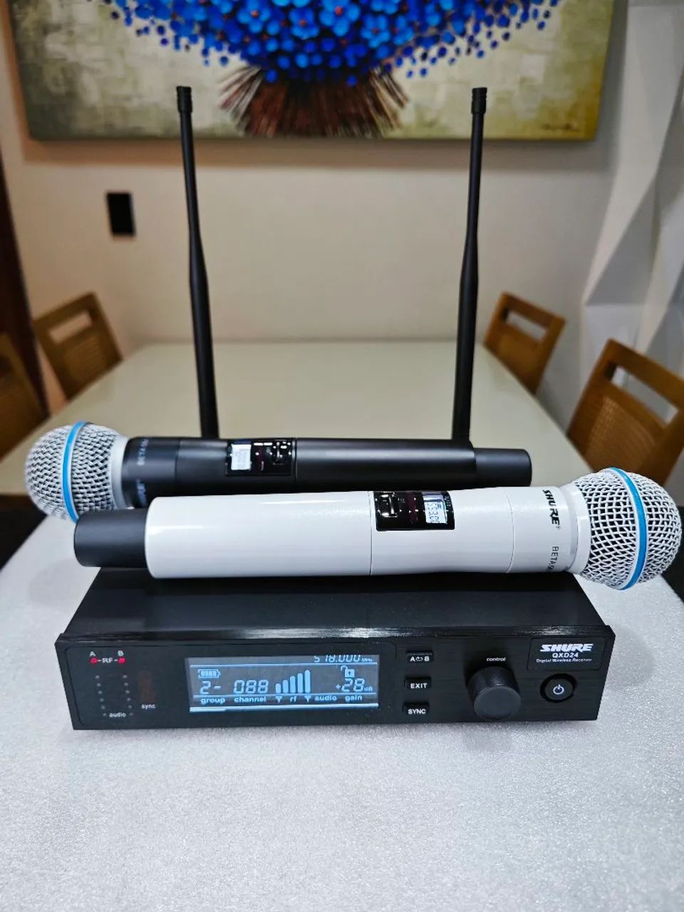 Microfone Shure QXD24 Duplo Branco e preto 