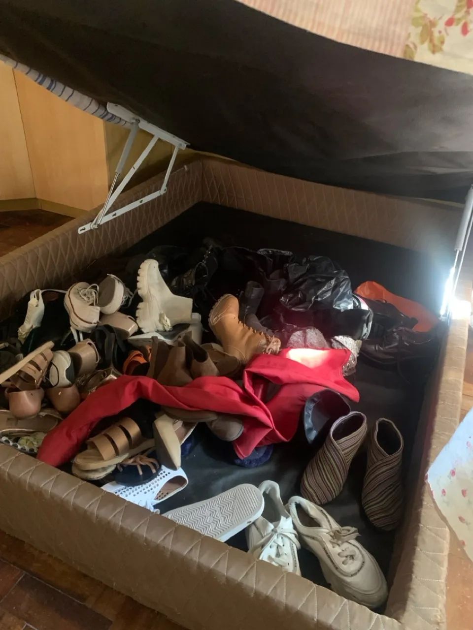 Cama box casal conjugada c/ baú  - Foto 2