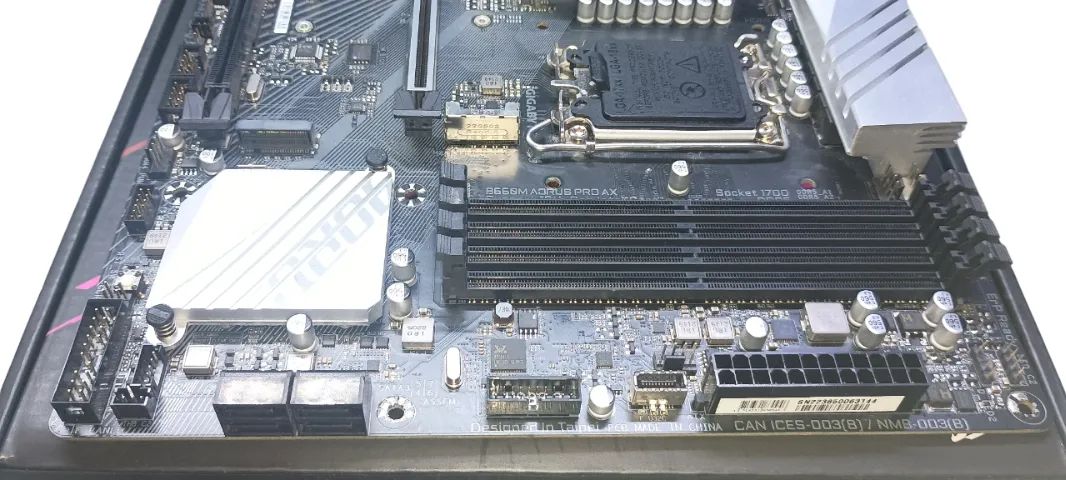 PLACA B660M AORUS PRO AX  DDR5 LGA 1700 -SOMENTE SINGLE - Foto 5