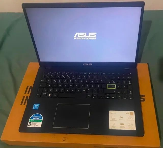 Notebook Asus E510 Muito Novo - Bom Pra Estudo, Filmes e Internet