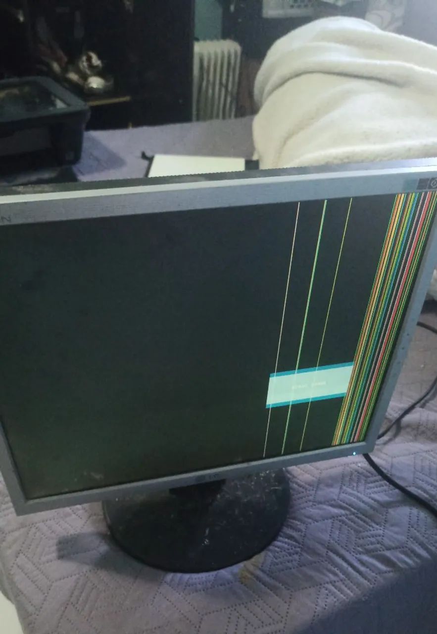 Monitor LG funcionando com riscos na tela - Foto 2
