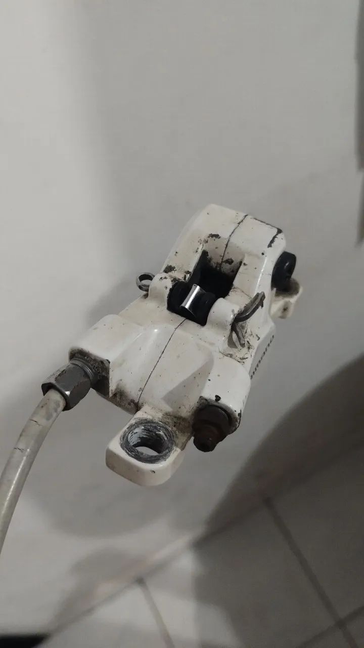 Pinça de freio Shimano m446 hidráulico  - Foto 5
