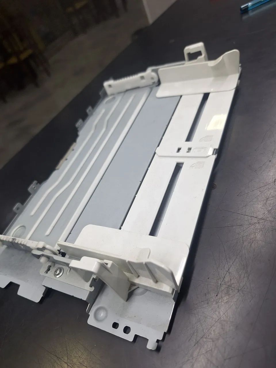 Hp m12w Base papel regulador 
