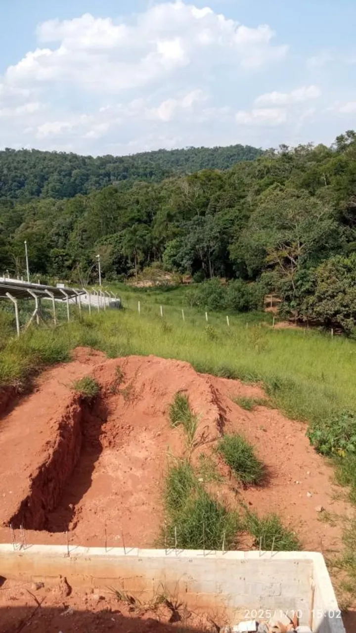 Terreno em Condomínio para Venda em Santana de Parnaíba, Suru