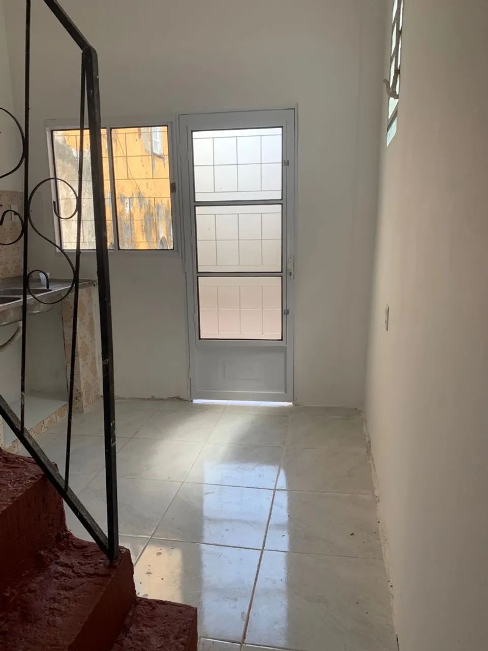 Vendo casa 3qts, 2 andares - São Raimundo - Foto 2