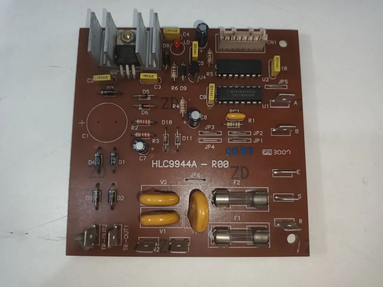 PLACA (HLC9944A-R00)