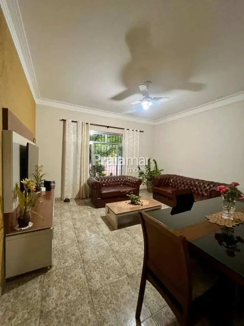 CASA TÉRREA À VENDA EM VILA VALENÇA 4 DORMITÓRIOS, 1 SUÍTE, 2 VAGAS R$ 685.000