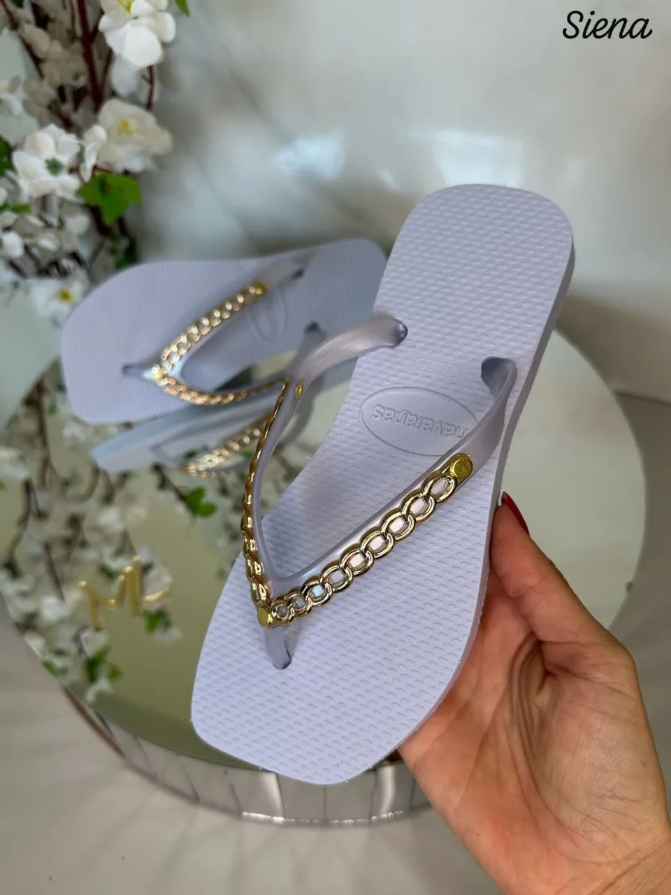 Havaianas quadrada correntinha
